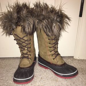 TALL WINTER SNOW BOOTS